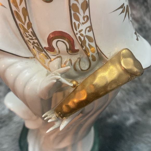 Elegant Porcelain Figurine with Gold Accents - Picture 10 of 16